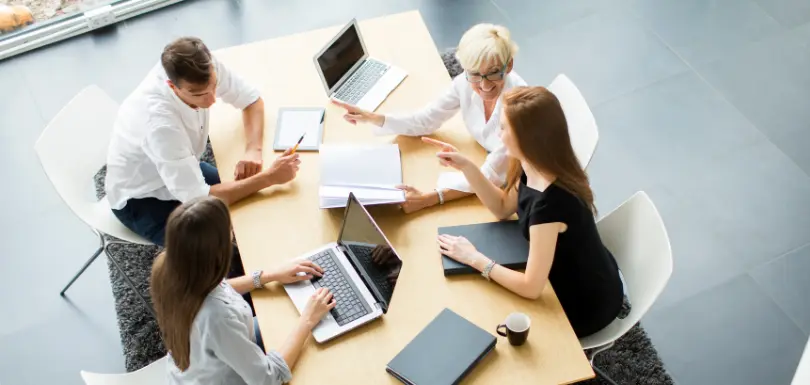 Typical Challenges in the B2B Sales Cycle and How Marketers Can Play a Key Role, Especially in Large Deals