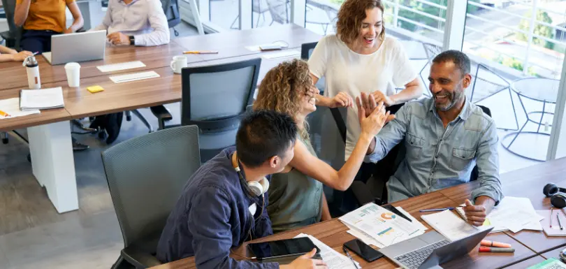 Why Your LinkedIn Ads Aren’t Converting (And How to Fix It) Why Your LinkedIn Ads Aren’t Converting (And How to Fix It)